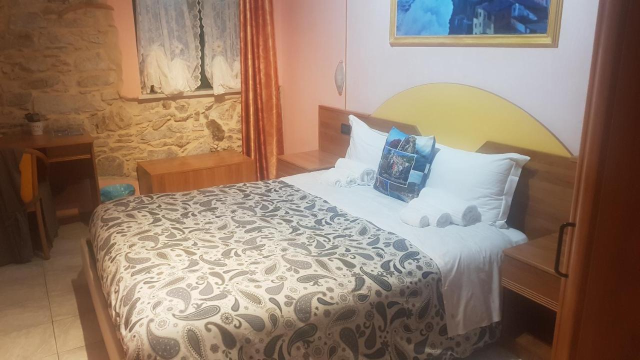 Locanda Dalla Compagnia Ριοματζόρε Εξωτερικό φωτογραφία