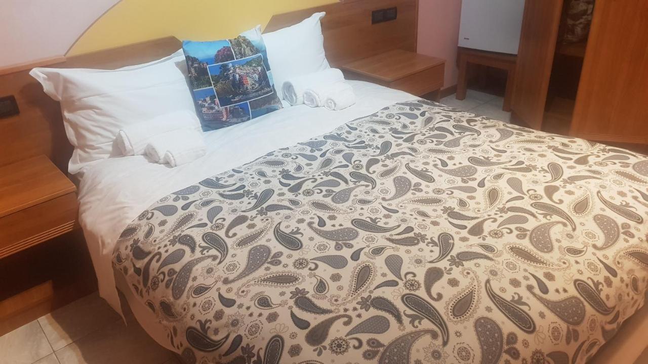 Locanda Dalla Compagnia Ριοματζόρε Εξωτερικό φωτογραφία